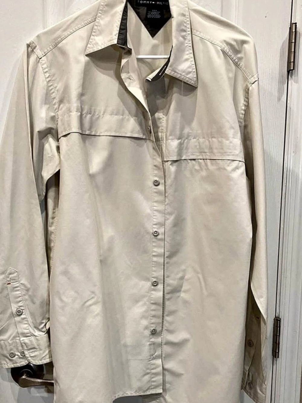 Tommy Hilfiger Long Sleeve Button Down in White Size Medium
